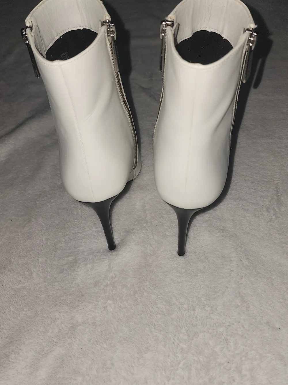Michael Kors White Pointed Toe Ankle Booties with Side Zip